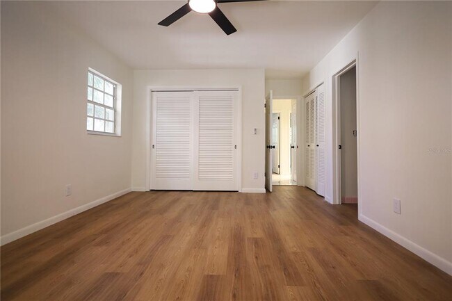 Building Photo - 4115 W Platt St