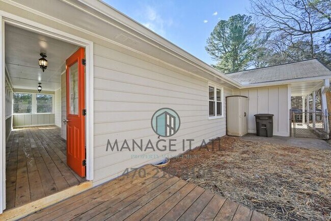Building Photo - Beautifully renovated 3 bedroom house in Tucker, GA!