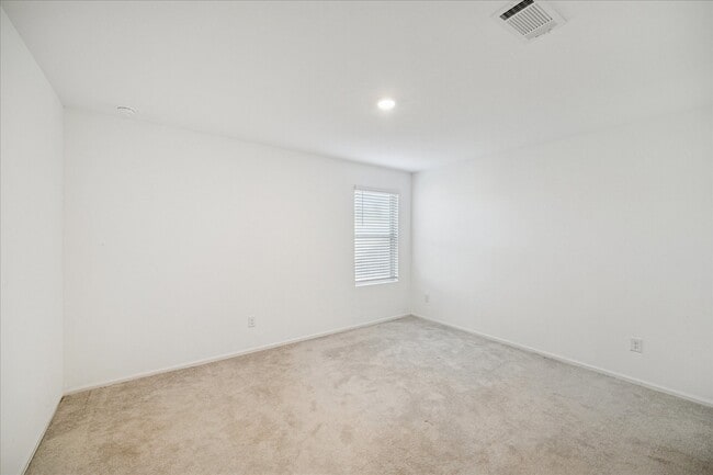 Building Photo - 20949 Zuccala Dr