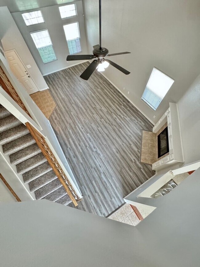 Building Photo - Desirable Highlands at Sagert Ranch Neighborhood!! Features 4 Bedrooms, 2.25 Bath, 2 Car Garage Home