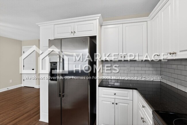 Building Photo - 112 Downsbury Rd