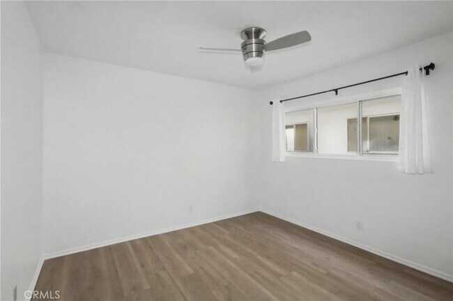 Building Photo - 1010 E 32nd St