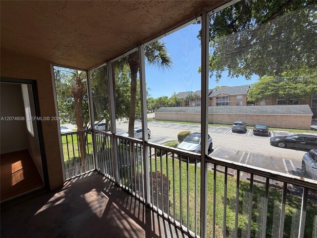 Building Photo - 4015 W McNab Rd