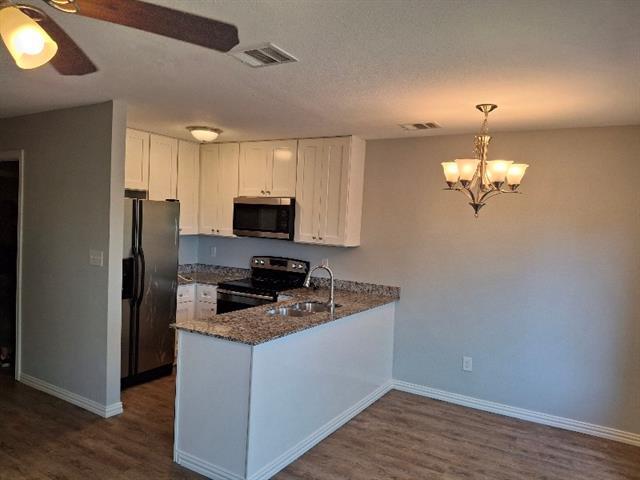 Building Photo - 4504 Alamosa St