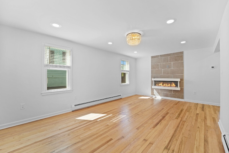 Building Photo - 116 Mary St