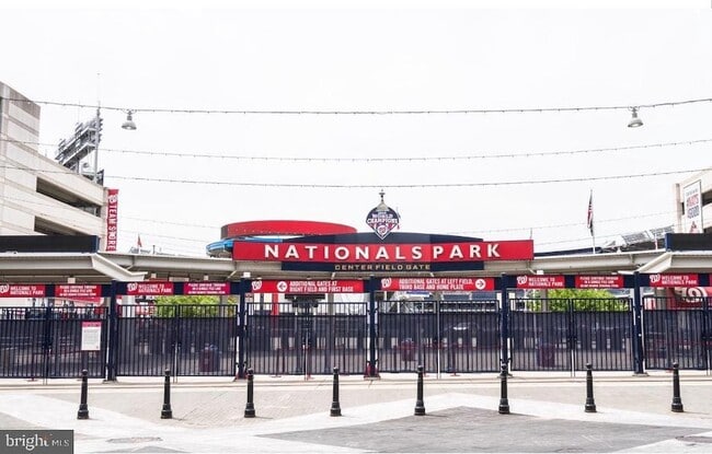 Building Photo - 70 N Street SE Unit 913