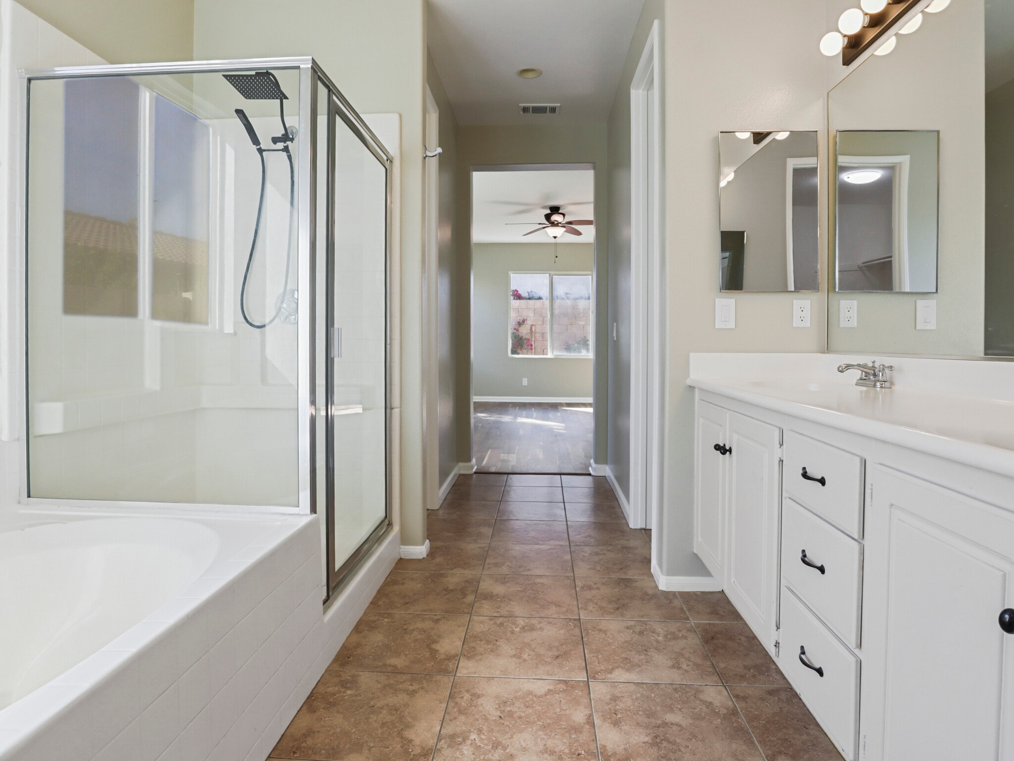 Master Bathroom - 11875 Morning Star Dr