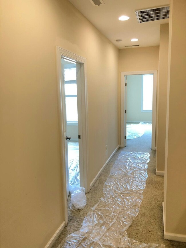 Building Photo - 1306 Alston Forest Dr