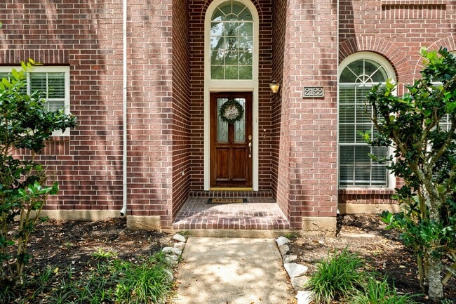 Building Photo - 2122 Hill Canyon Ct