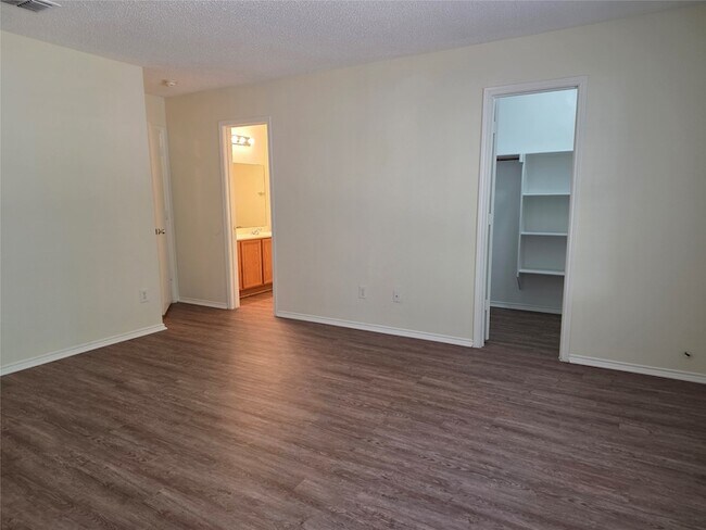 Building Photo - 1803 Northridge Dr