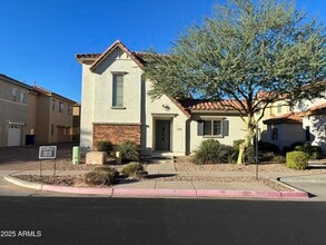 Building Photo - 14240 W Country Gables Dr