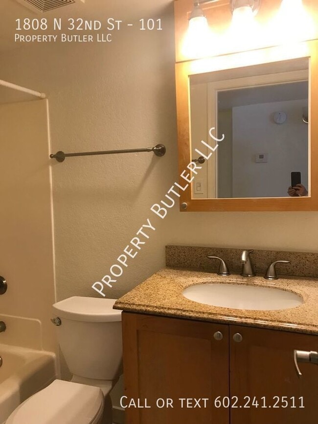 Building Photo - 1808 N 32nd St