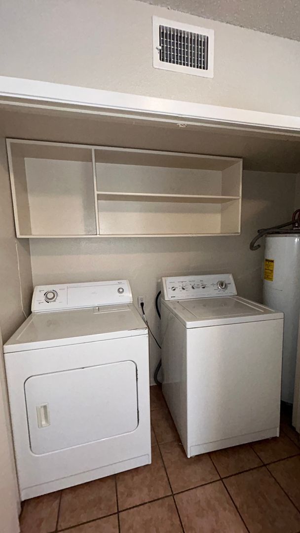 Building Photo - Hidden Gem, Walking distance to TCU!