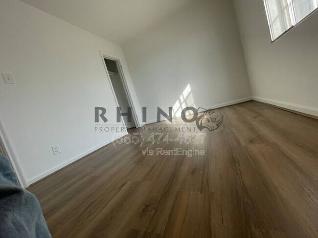 Building Photo - 2583 S 700 E