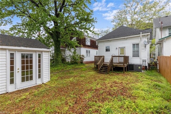 Building Photo - 430 Mt Vernon Ave