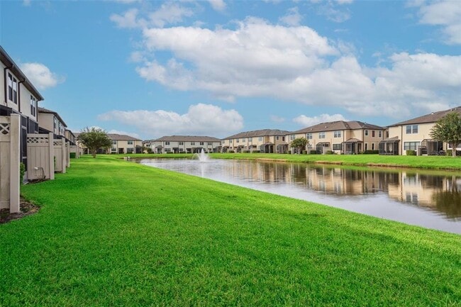 Building Photo - 9109 Fox Sparrow Rd
