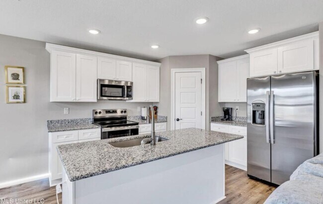 Building Photo - 14447 Quail Rdg Rd