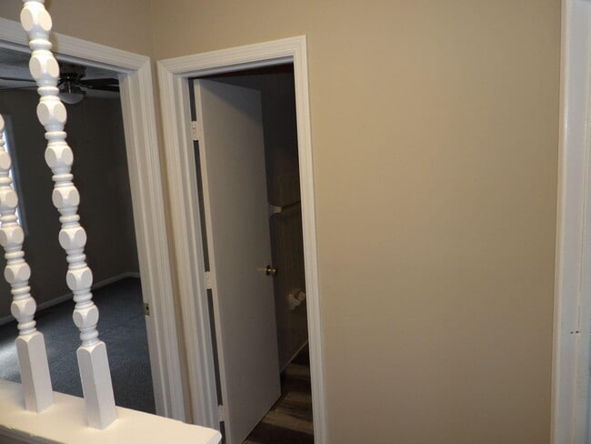 Building Photo - 432 Harrodsburg Ln