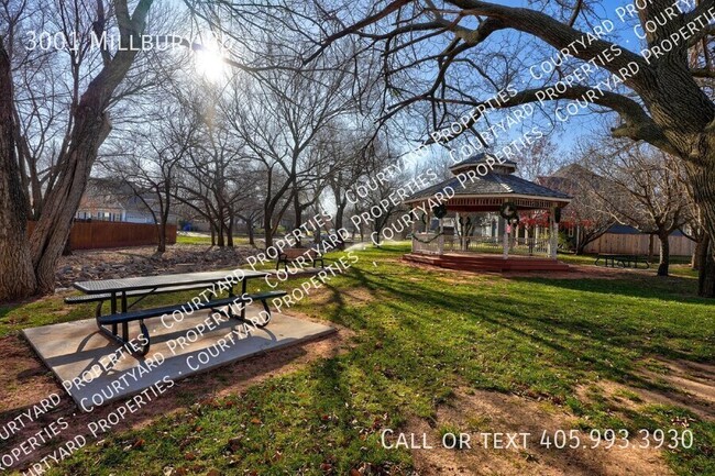 Building Photo - **Charming Cape Cod Home for Lease in the ...