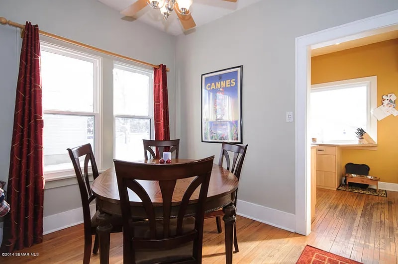 Building Photo - 301 15th Ave SW