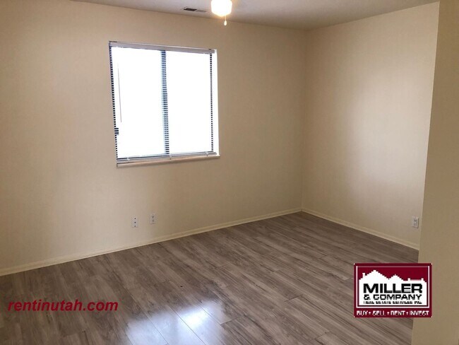 Building Photo - 265 Rigdon Ave