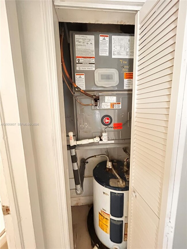 Building Photo - 1354 NW 69th St