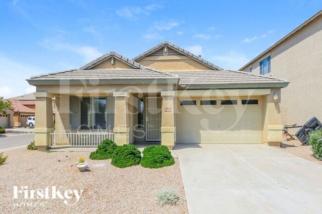 Primary Photo - 3842 E Aragonite Ln
