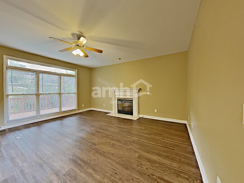 Building Photo - 908 Wonderland Pass