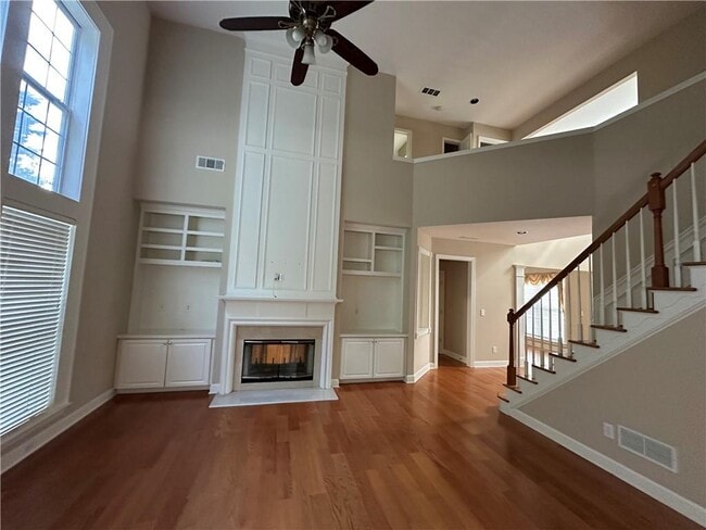Building Photo - 625 Bentley Ct