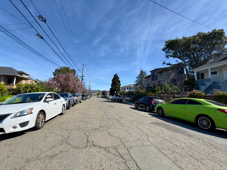 Building Photo - 1038 62nd St