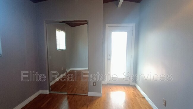 Building Photo - 5138 Savannah St