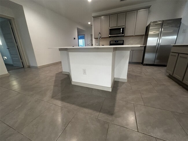 Building Photo - 3810 Lila Lake Ln