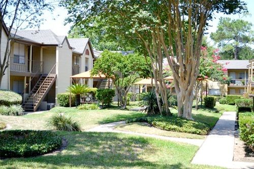 Building Photo - 874 Yorkchester Dr