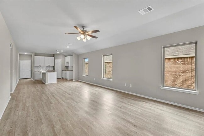 Building Photo - 8213 Red Spruce St