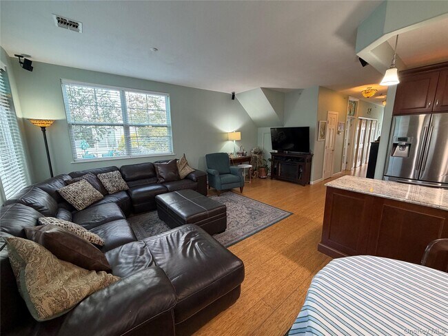 Building Photo - 2-15 Beach Breeze Ln