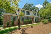 Building Photo - 3553 Hampshire Dr