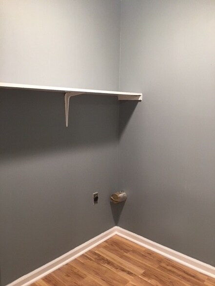 Building Photo - 155 N Timber Dr