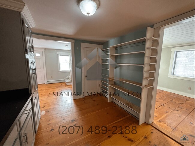 Building Photo - Sun-Filled 2-Bedroom Home with Garage – Pittston