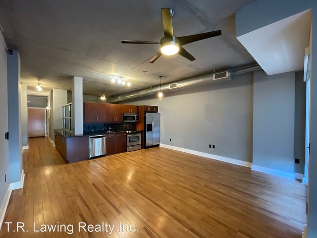 Building Photo - 1 br, 1 bath House - 505 E 6th Street #302