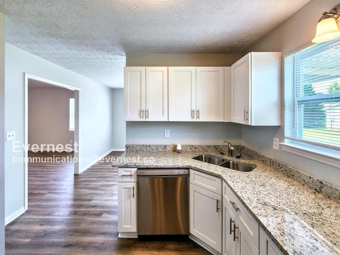 Building Photo - 303 Dove Point