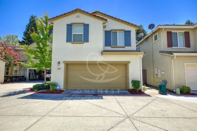 Building Photo - West Roseville, 4 bd 2.5 bth