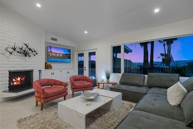 Building Photo - 38951 Bel Air Dr