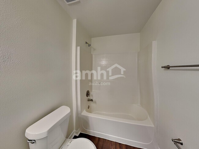 Building Photo - 8255 Settlers Crk Lp