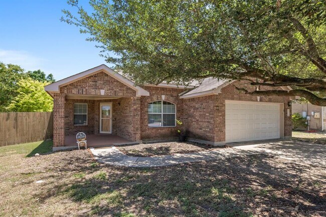 Building Photo - 315 Waterlily Way