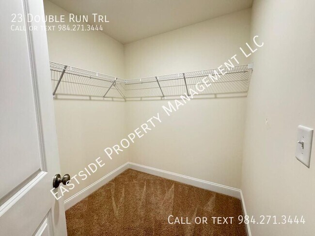 Building Photo - 23 Double Run Trl