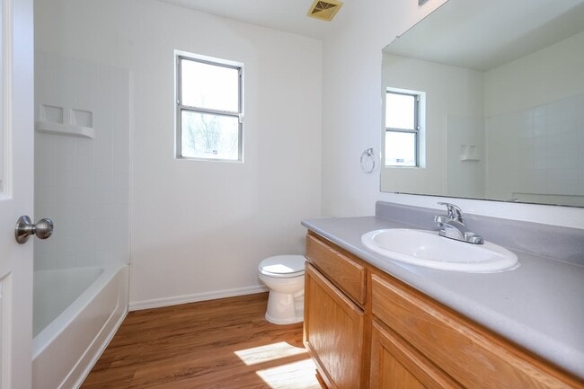 Building Photo - 6645 S SQUAWROOT Pl