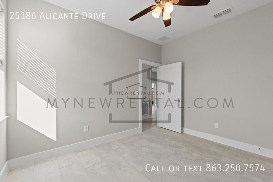 Building Photo - 25186 Alicante Dr