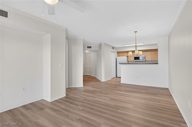 Building Photo - 8754 River Homes Lane