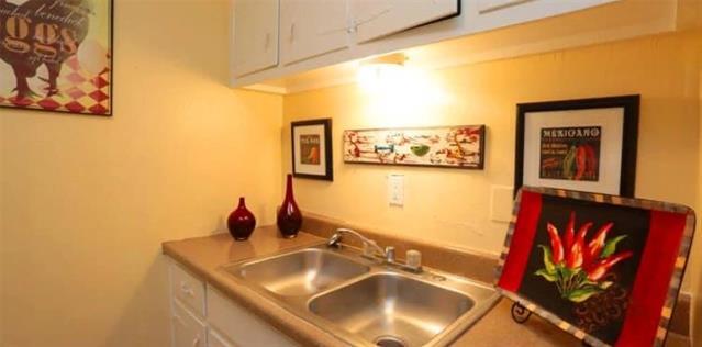 Building Photo - 4300 Shaver St