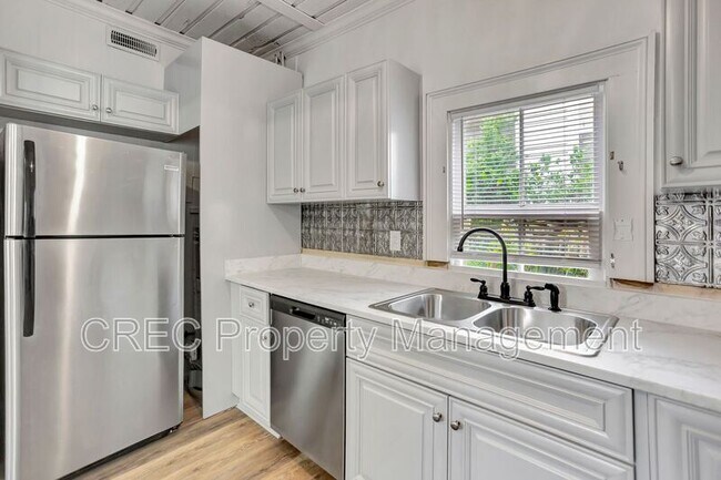 Building Photo - 115 Ashley Ave